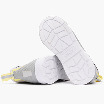 Women's 6 IN Ankle Deck Boot Sport - outsole