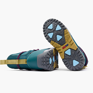 Women's Ice 6 in Nylon Ankle Deck Boot - outsole