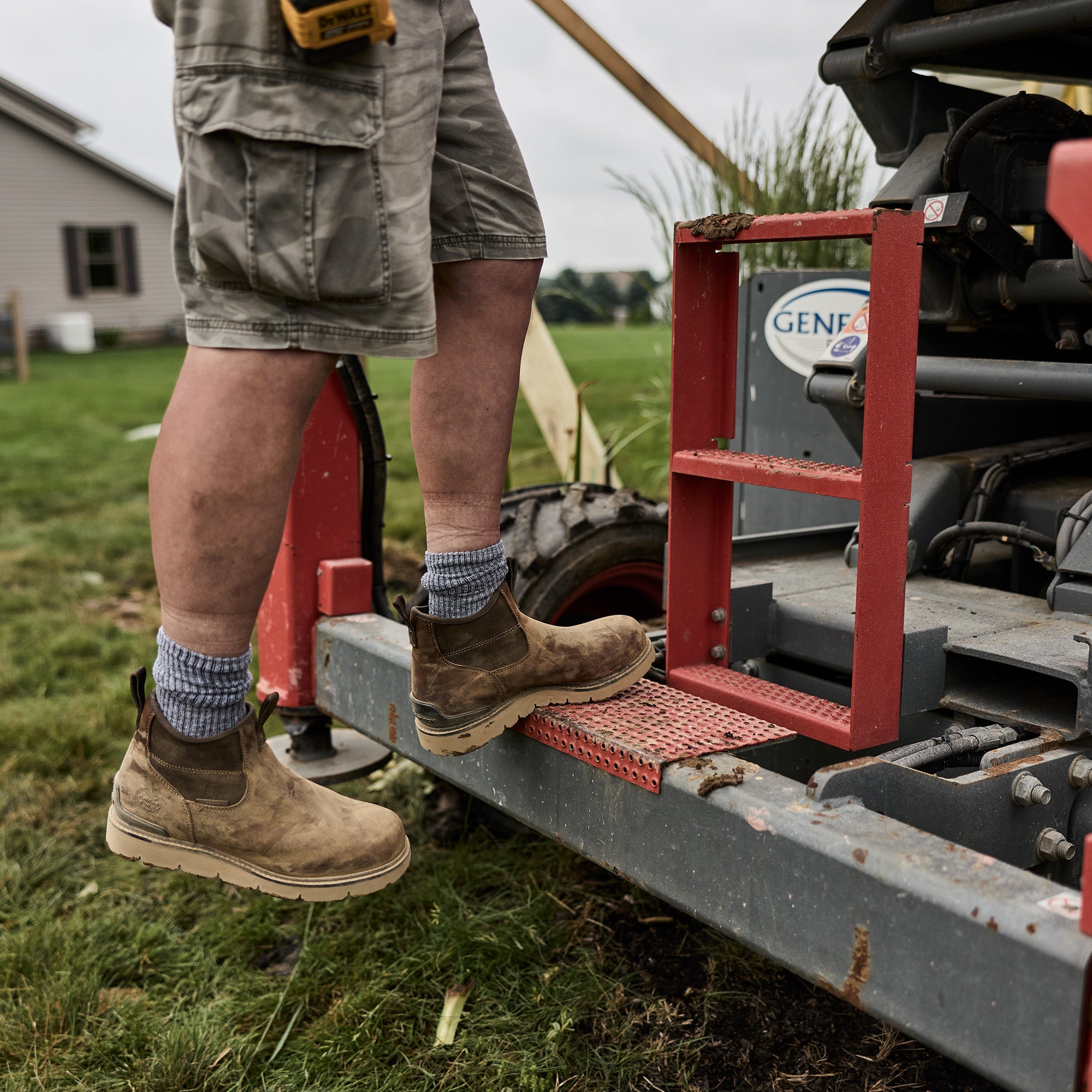 Georgia Boot Carbon Flex Wedge Chelsea Carbon Toe Work Boot