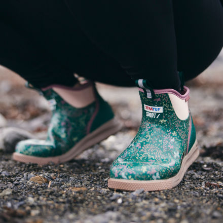 Women's 6 in Ankle Deck Boot Sport