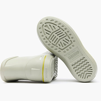 TUFS Big Kids Ankle Deck Boot - outsole